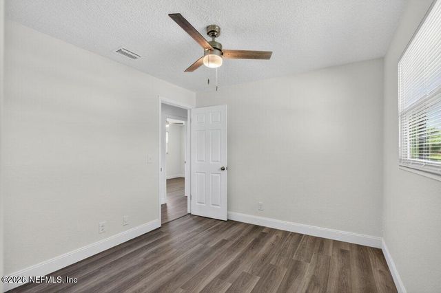 6647 MANHATTAN Drive, Jacksonville, FL 32219