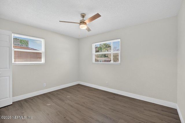 6647 MANHATTAN Drive, Jacksonville, FL 32219