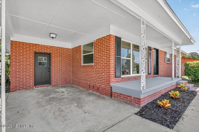 6647 MANHATTAN Drive, Jacksonville, FL 32219