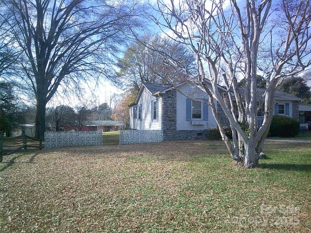 1303 W Dixon Boulevard, Shelby, NC 28152