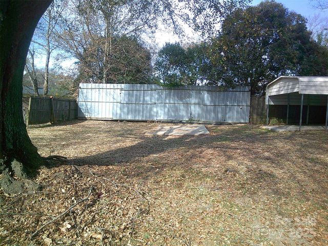 1303 W Dixon Boulevard, Shelby, NC 28152