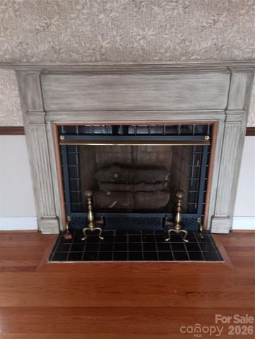 1303 W Dixon Boulevard, Shelby, NC 28152