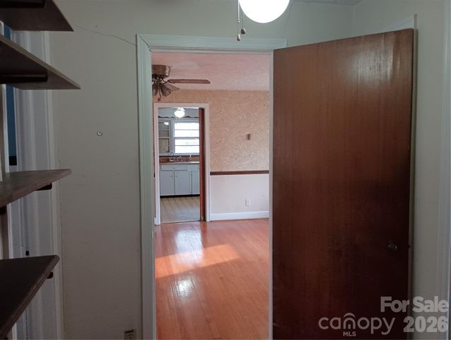 1303 W Dixon Boulevard, Shelby, NC 28152