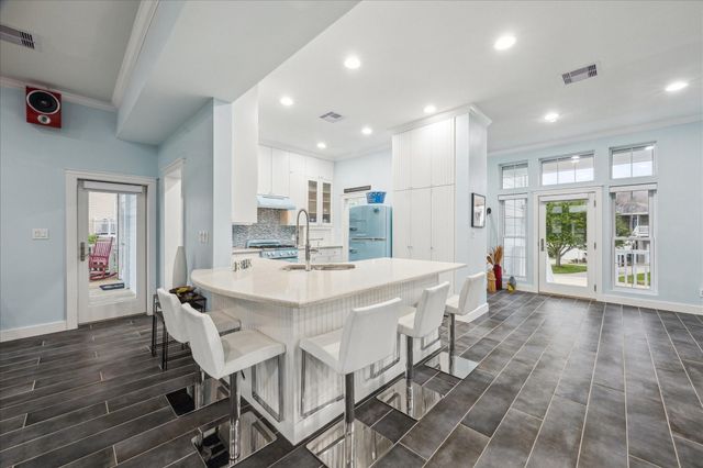 13839 Windlass Circle, Galveston, TX 77554