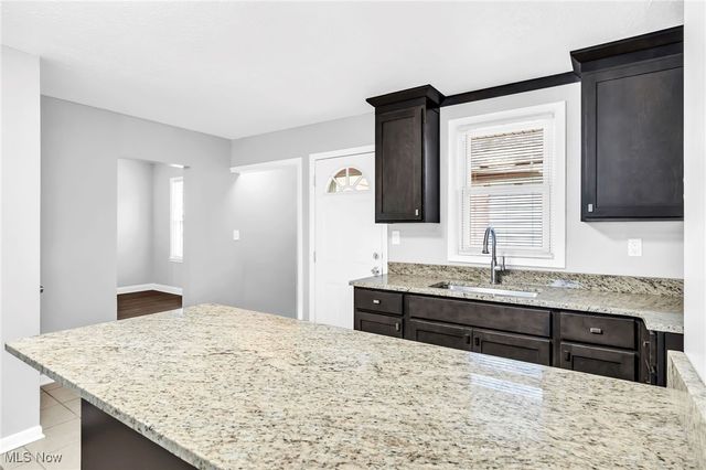 3425 Sackett Avenue, Cleveland, OH 44109