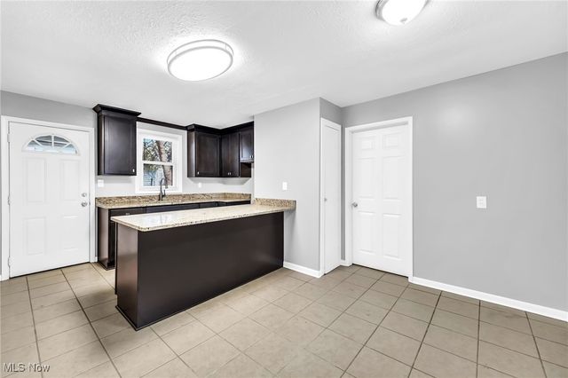 3425 Sackett Avenue, Cleveland, OH 44109