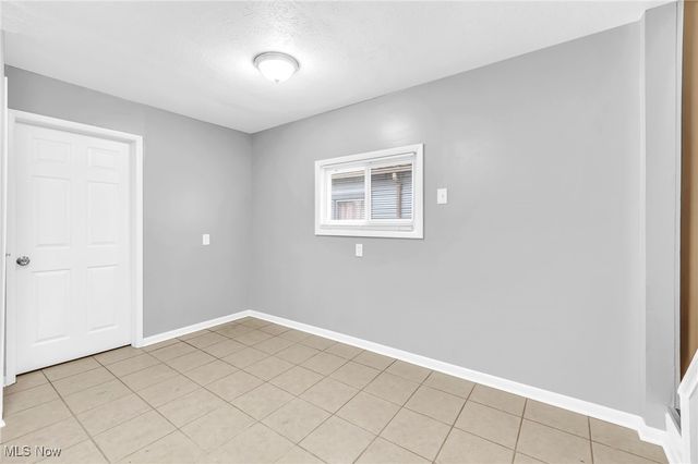 3425 Sackett Avenue, Cleveland, OH 44109