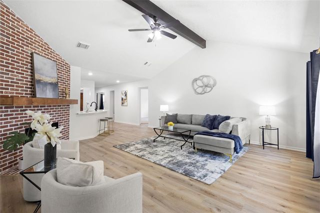 15711 Pilgrim Hall Drive, Friendswood, TX 77546