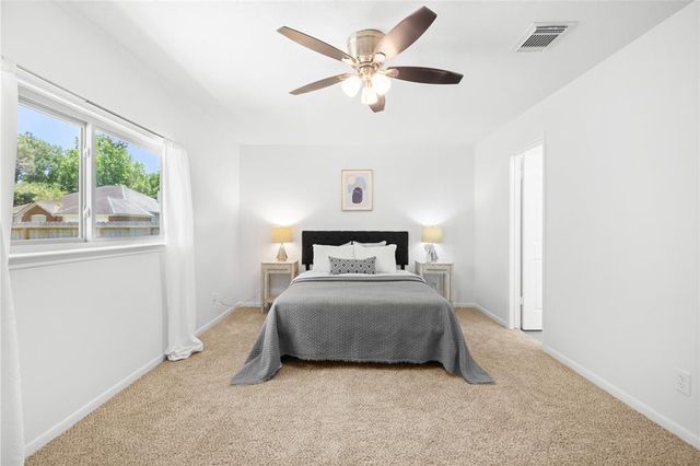15711 Pilgrim Hall Drive, Friendswood, TX 77546