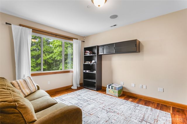 3024 41st Street SE, Puyallup, WA 98374