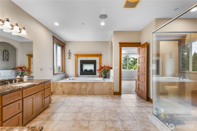 3024 41st Street SE, Puyallup, WA 98374
