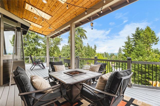 3024 41st Street SE, Puyallup, WA 98374