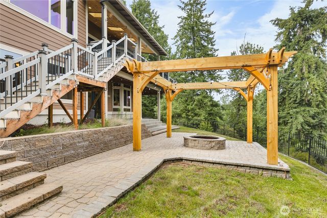 3024 41st Street SE, Puyallup, WA 98374