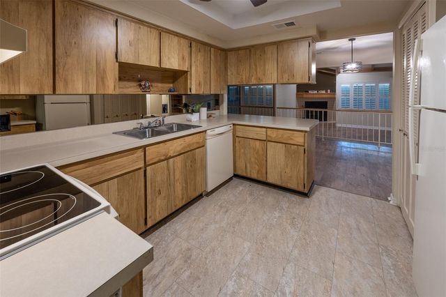 1720 NE 38 AVENUE, Ocala, FL 34470