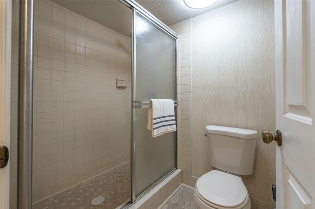 1720 NE 38 AVENUE, Ocala, FL 34470