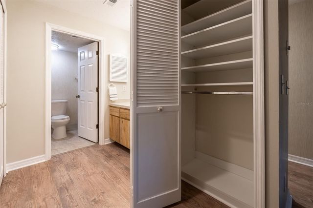 1720 NE 38 AVENUE, Ocala, FL 34470