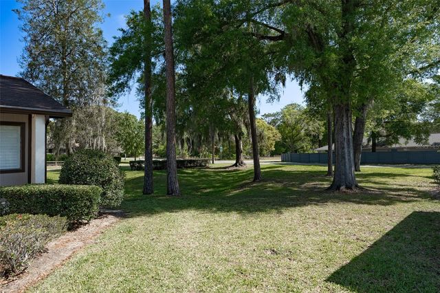 1720 NE 38 AVENUE, Ocala, FL 34470