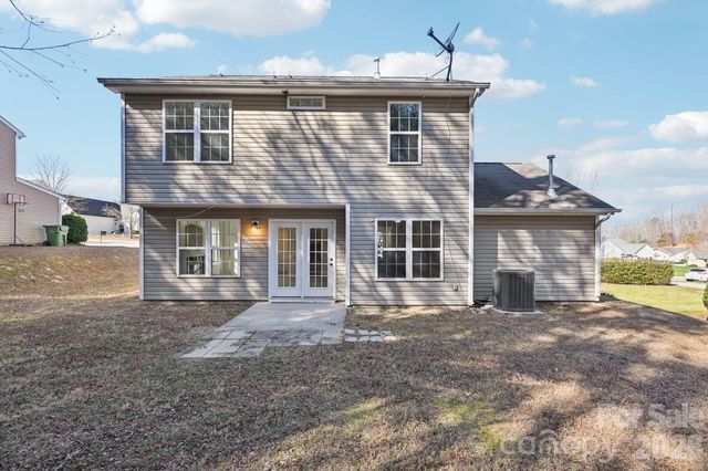 97 Ashton Bluff Circle, Mount Holly, NC 28120