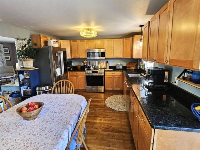 66 Wanton Shippee Road, East Greenwich, RI 02818