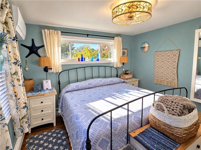66 Wanton Shippee Road, East Greenwich, RI 02818