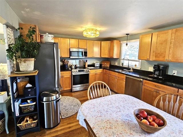 66 Wanton Shippee Road, East Greenwich, RI 02818