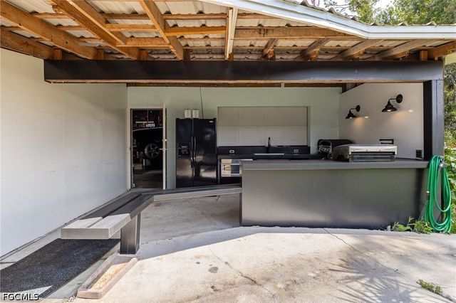 11402 Habersham CT, North Fort Myers, FL 33917