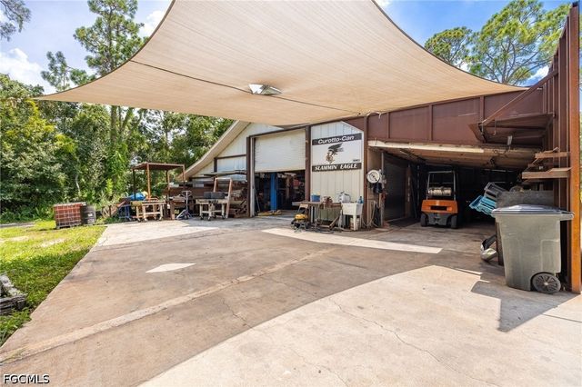 11402 Habersham CT, North Fort Myers, FL 33917