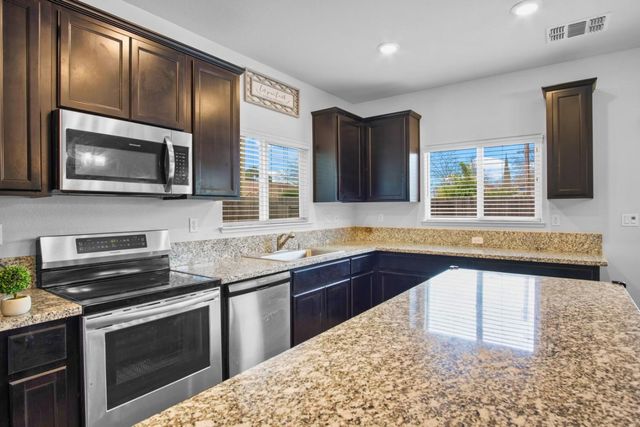 741 Ephesus Ave, Sacramento, CA 95838