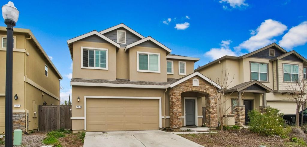 741 Ephesus Ave, Sacramento, CA 95838