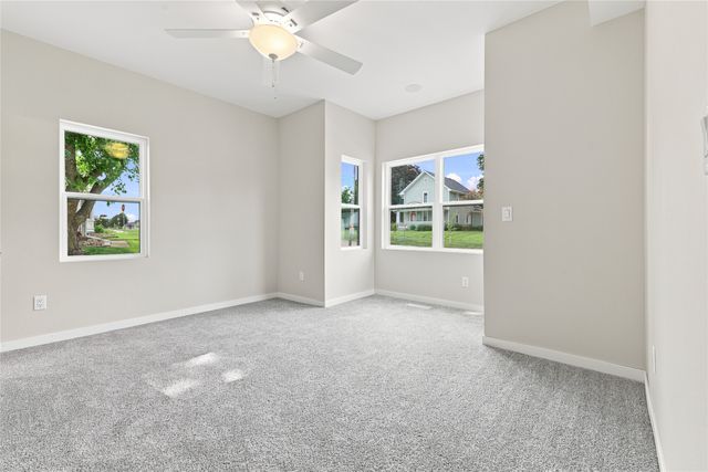 406 4th Avenue, Grinnell, IA 50112