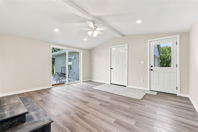 406 4th Avenue, Grinnell, IA 50112