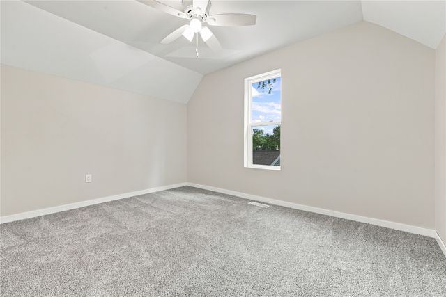 406 4th Avenue, Grinnell, IA 50112