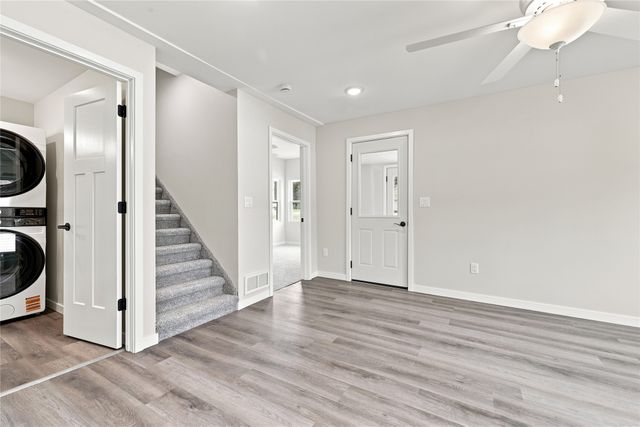 406 4th Avenue, Grinnell, IA 50112