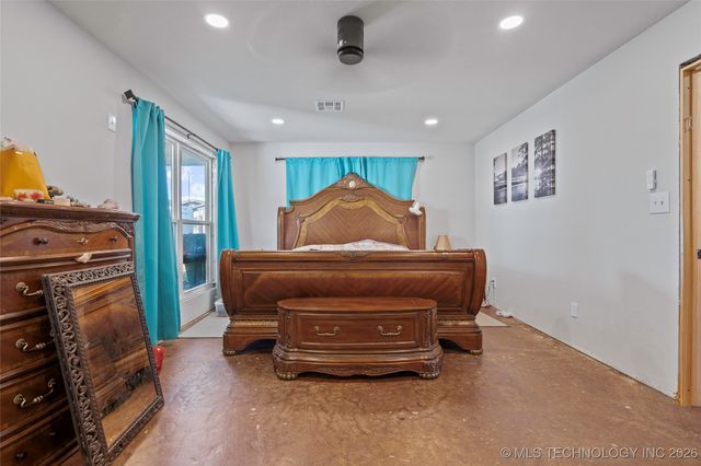 11850 Prairie Valley, Lone Grove, OK 73443