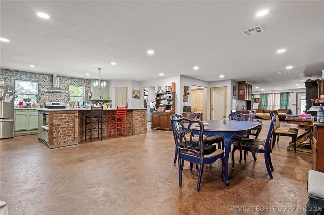 11850 Prairie Valley, Lone Grove, OK 73443