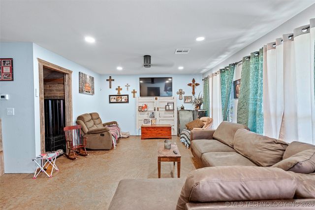 11850 Prairie Valley, Lone Grove, OK 73443