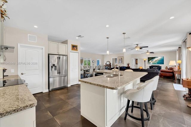 15150 SW 240th St, Homestead, FL 33032