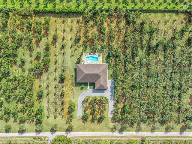 15150 SW 240th St, Homestead, FL 33032