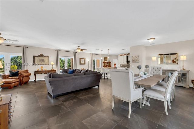 15150 SW 240th St, Homestead, FL 33032