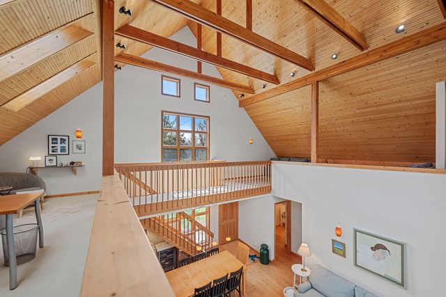 13670 Cottonwood Lane, Chikaming Twp, MI 49115