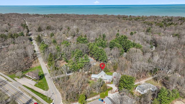 13670 Cottonwood Lane, Chikaming Twp, MI 49115