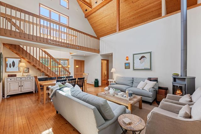 13670 Cottonwood Lane, Chikaming Twp, MI 49115