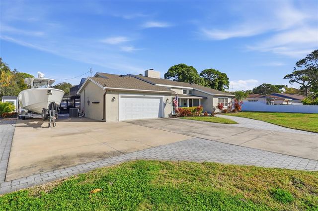 2551 CASILLA WAY S, St Petersburg, FL 33712