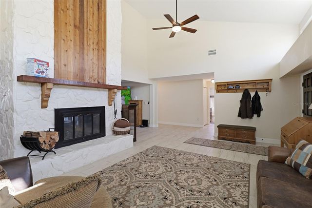 2551 CASILLA WAY S, St Petersburg, FL 33712