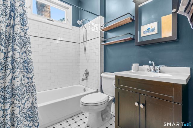 53 Canner Street APT 4, New Haven, CT 06511