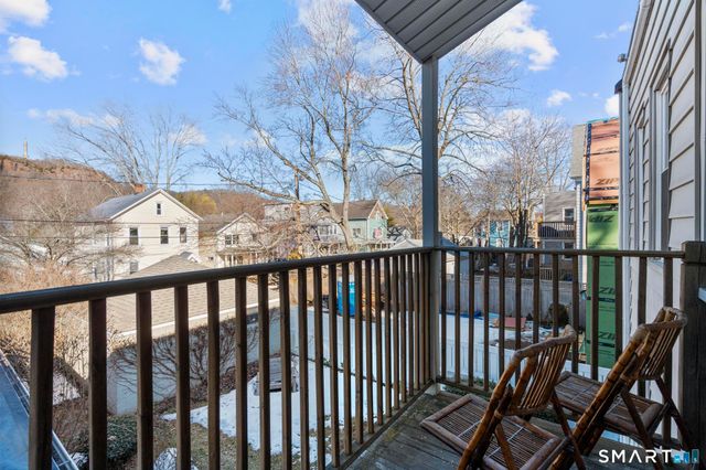 53 Canner Street APT 4, New Haven, CT 06511