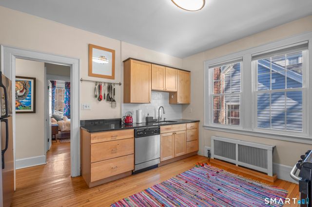 53 Canner Street APT 4, New Haven, CT 06511