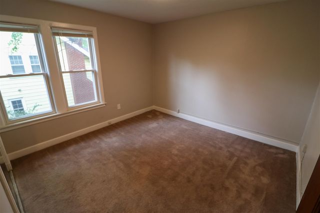 907 E Fifth Street, Royal Oak, MI 48067