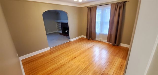 907 E Fifth Street, Royal Oak, MI 48067