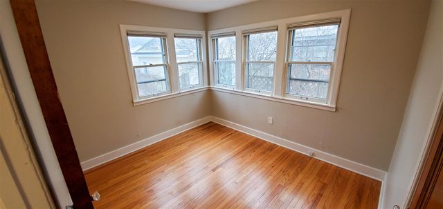 907 E Fifth Street, Royal Oak, MI 48067